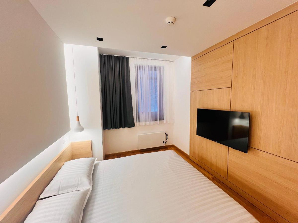 יהורינה Apartment 202 - Aparthotel Zlatni Javor מראה חיצוני תמונה